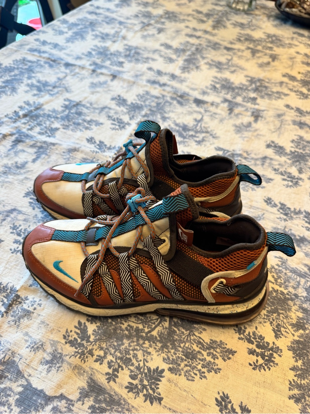 Nike Brown Cream & Teal Multicolor Athletic Sneakers